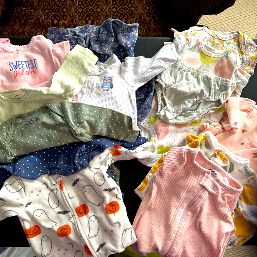 3mo sleeper/onesie bundle